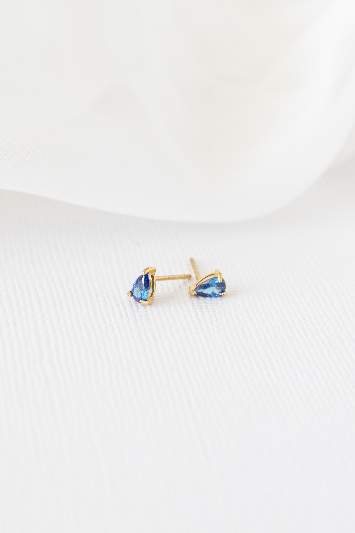 Raindrop Stud in Blue